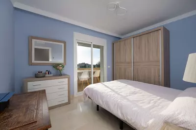 Middle Floor Apartment in Benahavís