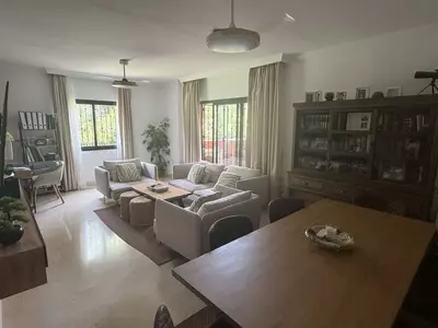 Middle Floor Apartment in Elviria