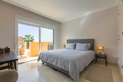 Middle Floor Apartment in Nueva Andalucía
