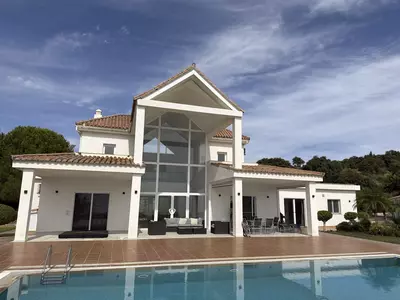 Detached Villa in Estepona