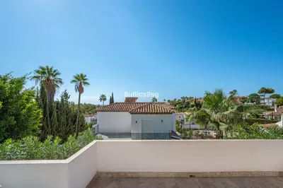 Detached Villa in Nueva Andalucía