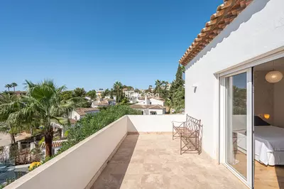Detached Villa in Nueva Andalucía