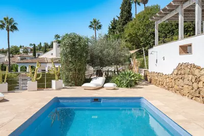 Detached Villa in Nueva Andalucía