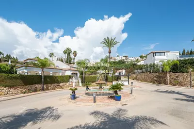 Detached Villa in Nueva Andalucía
