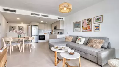 Middle Floor Apartment in Manilva