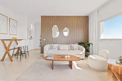 Middle Floor Apartment in Estepona