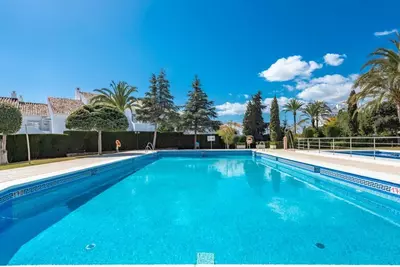 Ground Floor Apartment in Nueva Andalucía