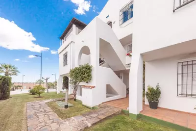 Ground Floor Apartment in Nueva Andalucía