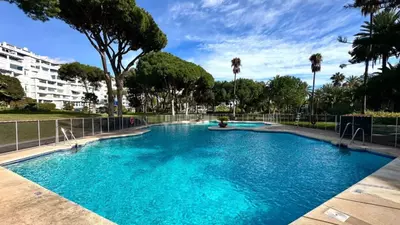 Middle Floor Apartment in Marbella
