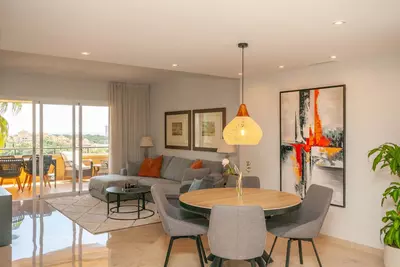 Middle Floor Apartment in Elviria