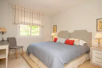 Middle Floor Apartment in Elviria