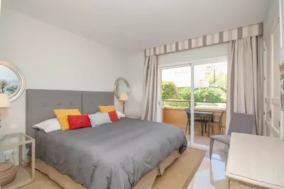 Middle Floor Apartment in Elviria