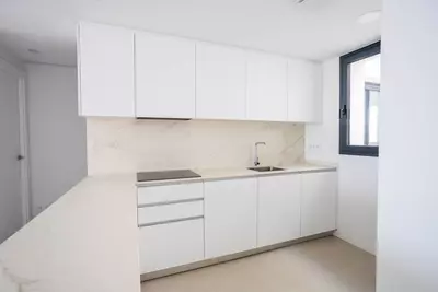 Middle Floor Apartment in Estepona
