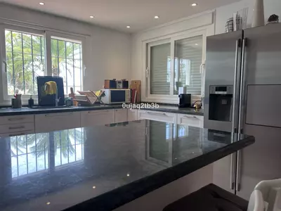 Duplex in Nueva Andalucía