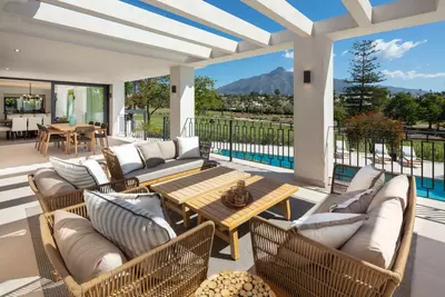 Detached Villa in Nueva Andalucía