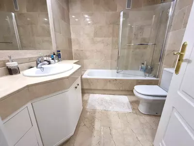 Middle Floor Apartment in Puerto Banús