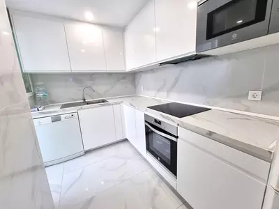 Middle Floor Apartment in Puerto Banús