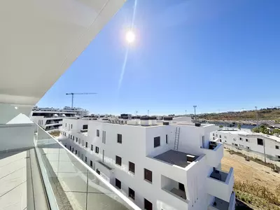 Middle Floor Apartment in Estepona