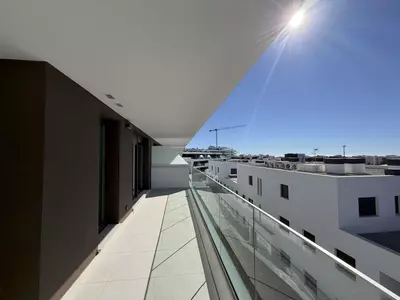 Middle Floor Apartment in Estepona