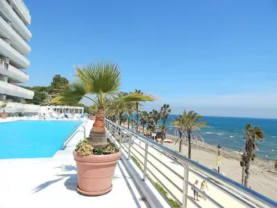 Middle Floor Apartment in Marbella