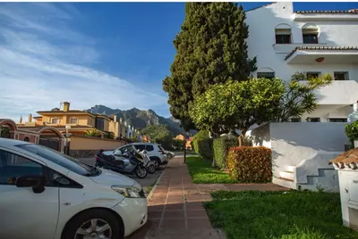 Semi-Detached House in Marbella