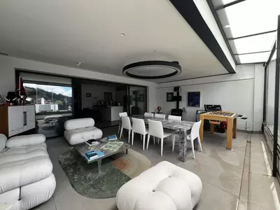 Middle Floor Apartment in Estepona