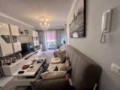 Middle Floor Apartment in Estepona