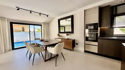Detached Villa in Nueva Andalucía