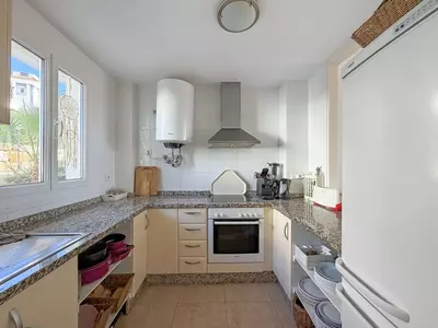 Middle Floor Apartment in Manilva
