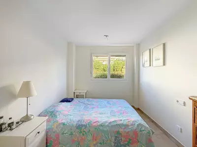 Middle Floor Apartment in Manilva