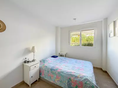 Middle Floor Apartment in Manilva