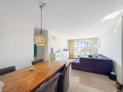 Middle Floor Apartment in Manilva