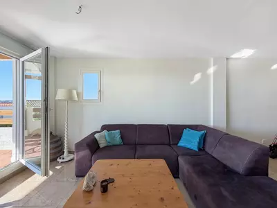 Middle Floor Apartment in Manilva
