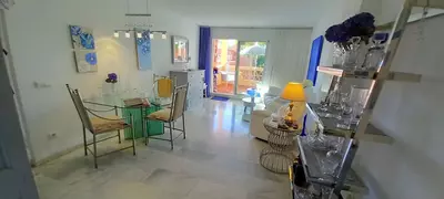 Middle Floor Apartment in Marbella