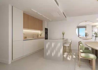 Middle Floor Apartment in Estepona
