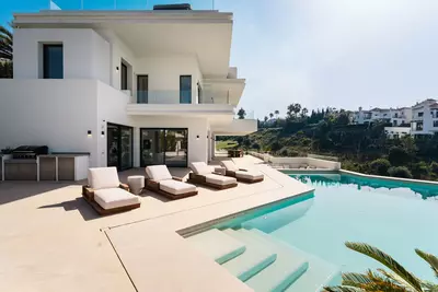 Detached Villa in Estepona