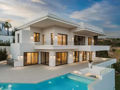 Detached Villa in Estepona