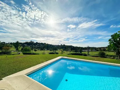 Detached Villa in El Paraiso