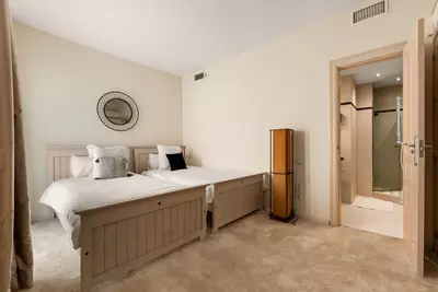Middle Floor Apartment in Puerto Banús
