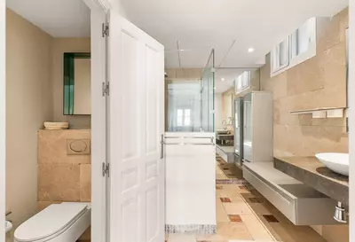 Middle Floor Apartment in Puerto Banús
