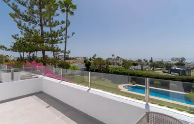 Detached Villa in Bel Air