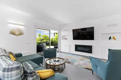 Detached Villa in Bel Air