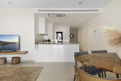 Middle Floor Apartment in Estepona