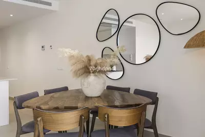 Middle Floor Apartment in Estepona