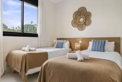 Middle Floor Apartment in Estepona