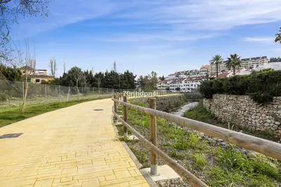 Middle Floor Apartment in Estepona