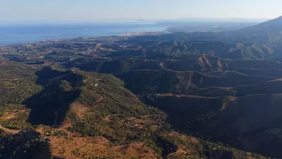Land with Ruin in Estepona