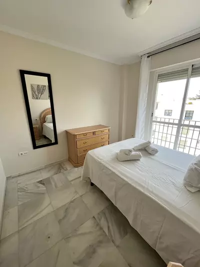 Middle Floor Apartment in Nueva Andalucía