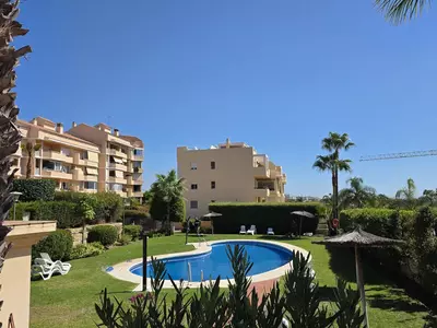 Middle Floor Apartment in Selwo