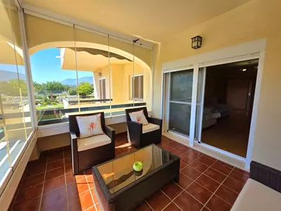 Middle Floor Apartment in Selwo